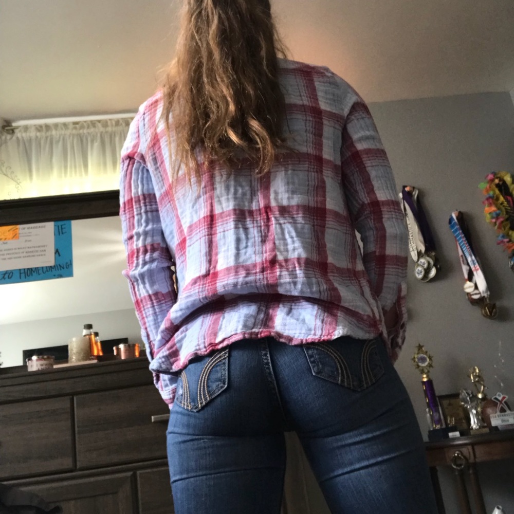 Button up - Picture 3 of 4